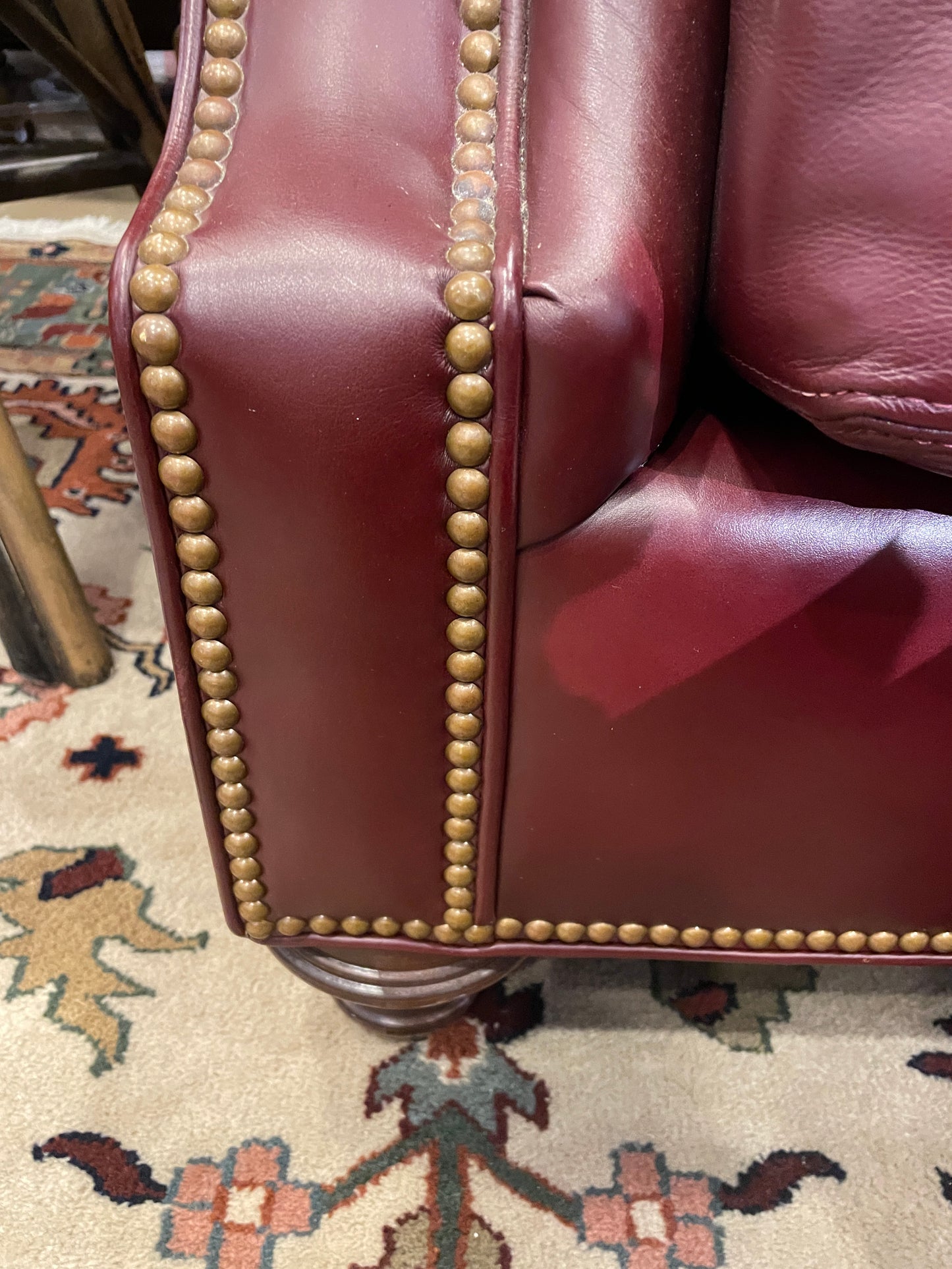 Leather Arm Chair and Ottoman, Burgundy (0M7008)