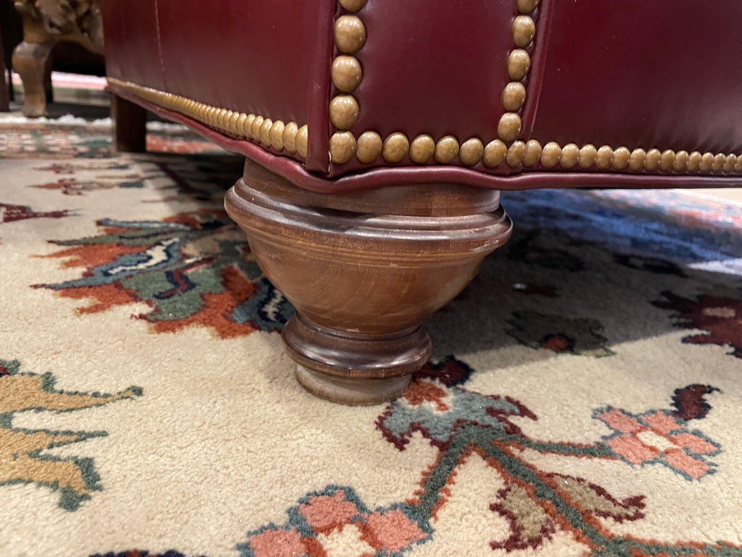 Leather Arm Chair and Ottoman, Burgundy (0M7008)