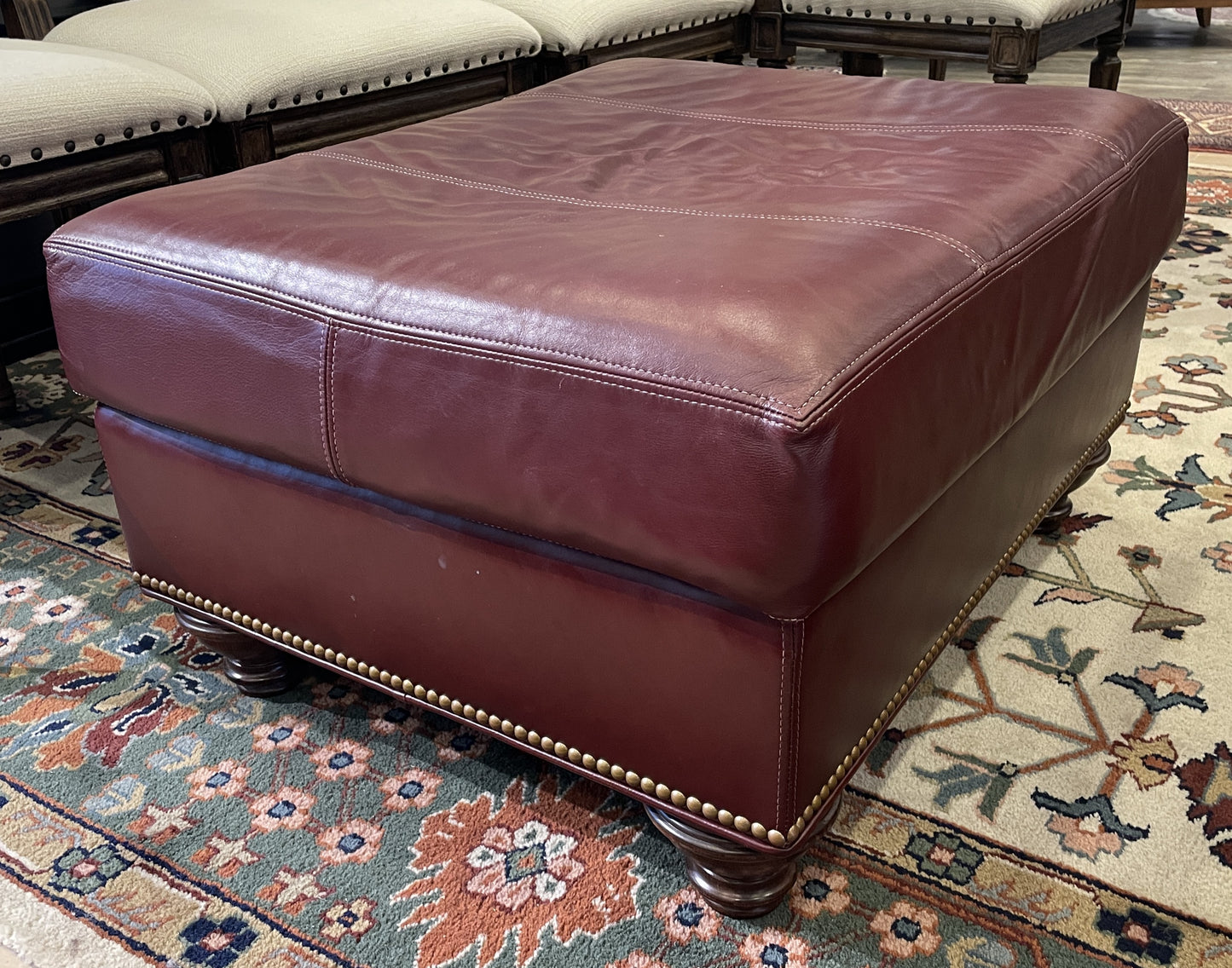 Leather Arm Chair and Ottoman, Burgundy (0M7008)