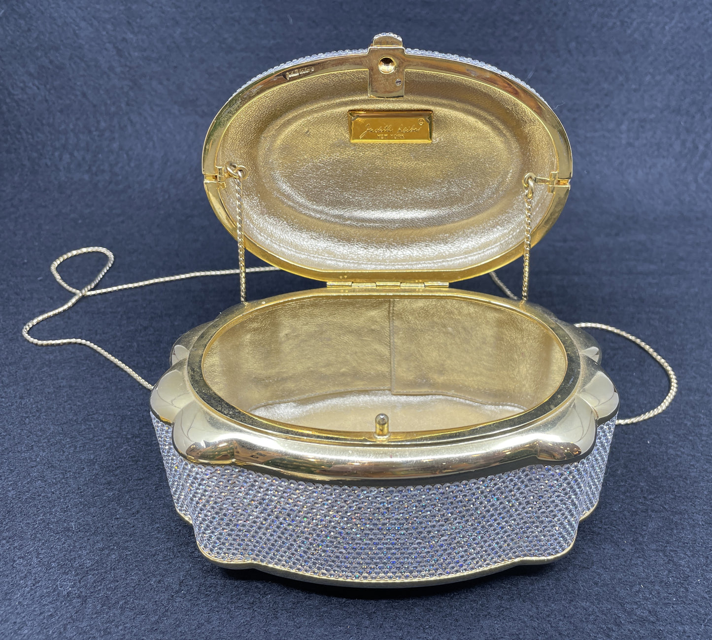 Judith Leiber Crystal Box Top Handle Minaudiere (0MC003)