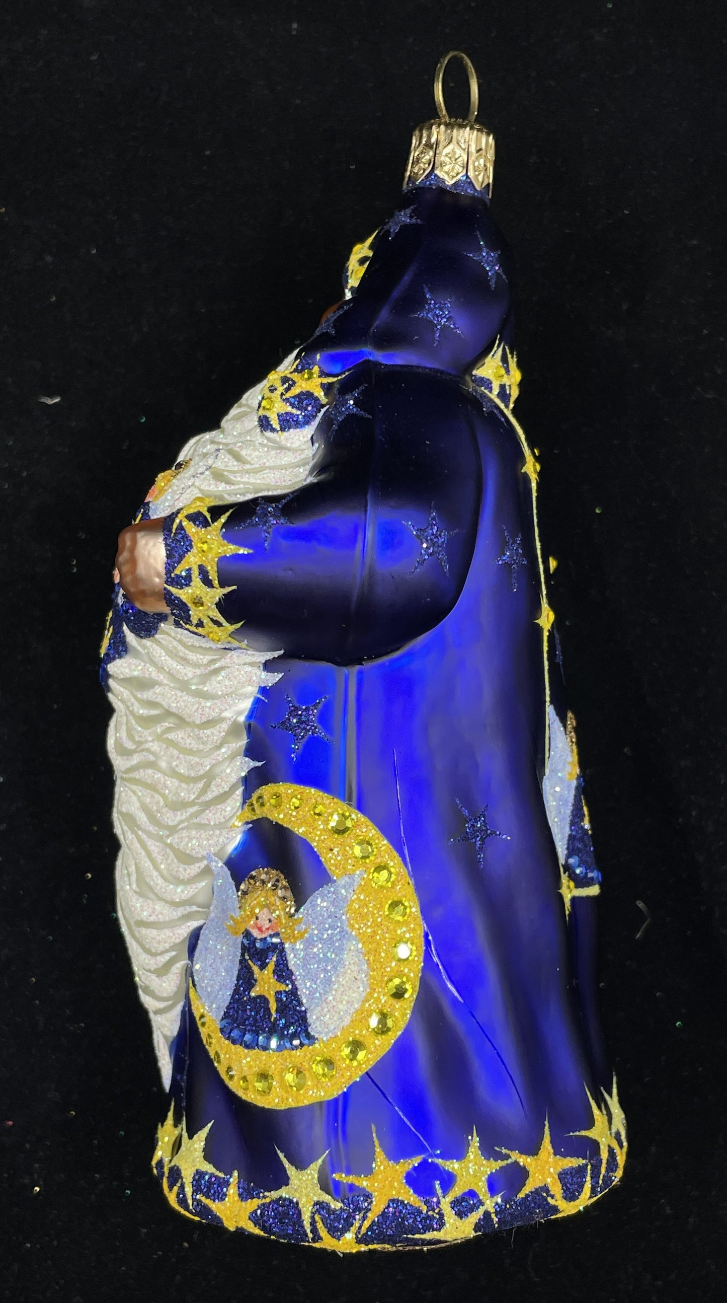 Patricia Breen Moons and Angels Santa (0IK01B)