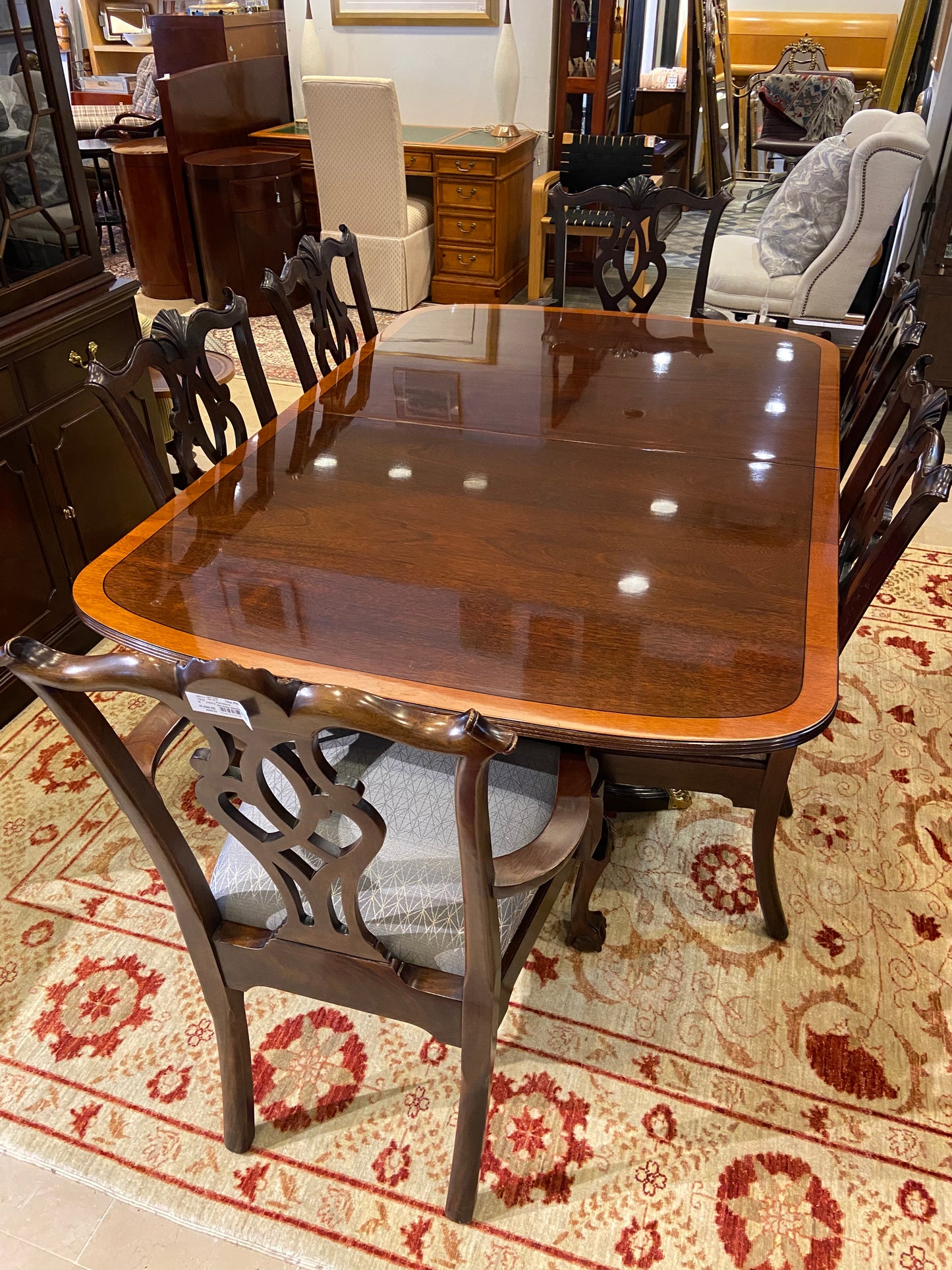 Stickley Dining Table and Six Chairs (25711)