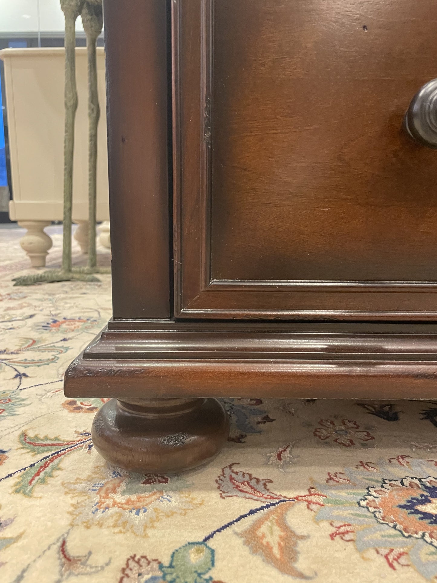 Pottery Barn Espresso Dresser (04W005)
