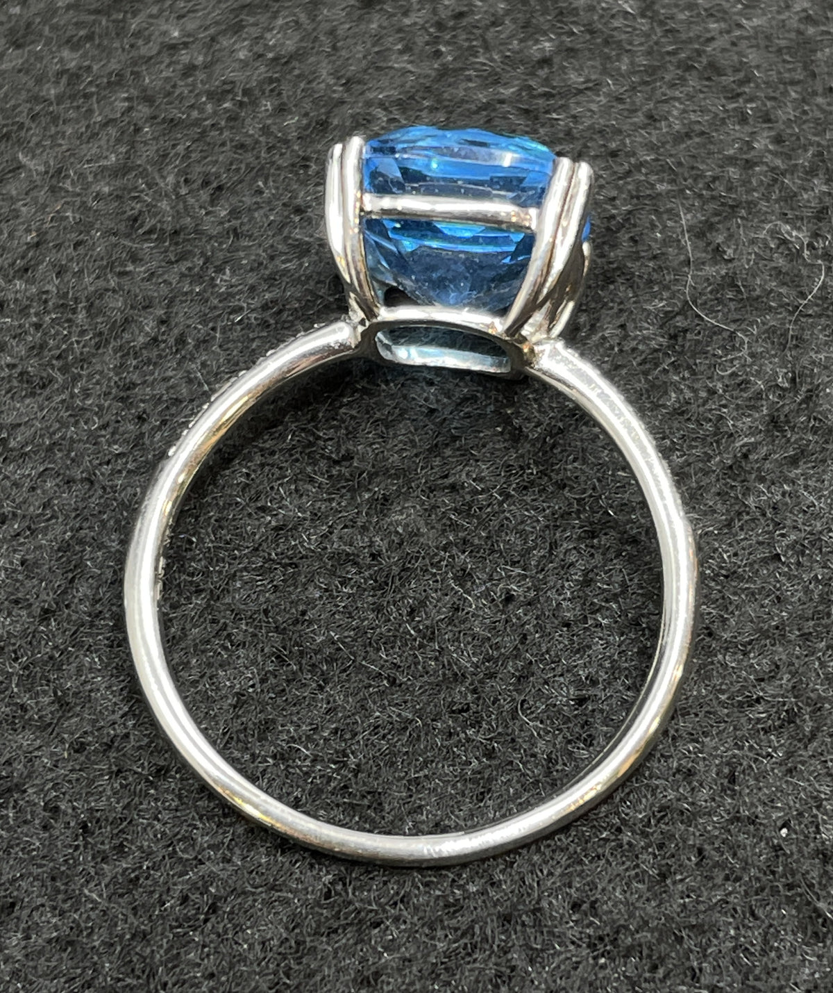 Effy 14K Blue Topaz Ring (0KA015)