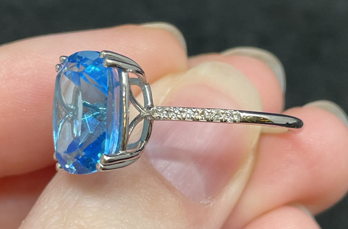 Effy 14K Blue Topaz Ring (0KA015)
