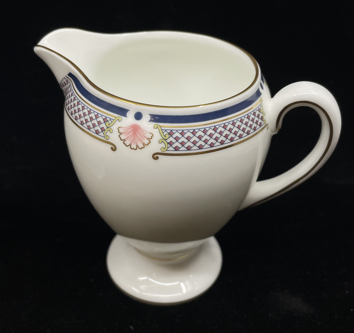 Wedgwood Waverly China Service for 12 (0D9004)