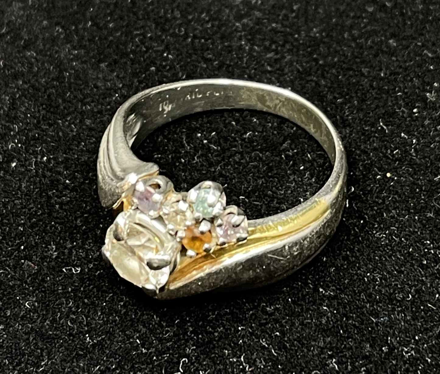Diamond and Platinum Grandmother's Ring (0IM001)