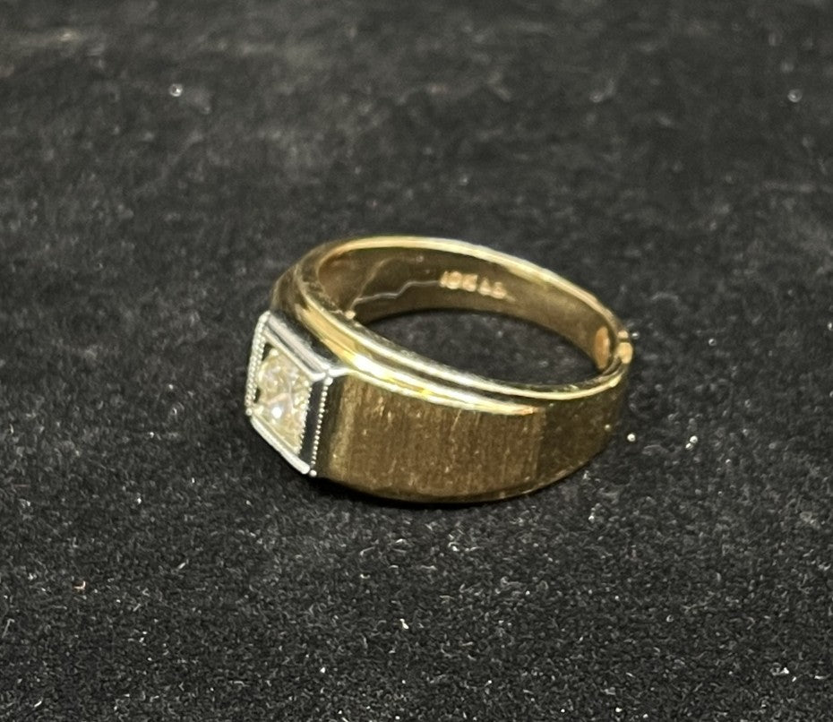 Men's 10k and .75ct Diamond Ring (0IM006)