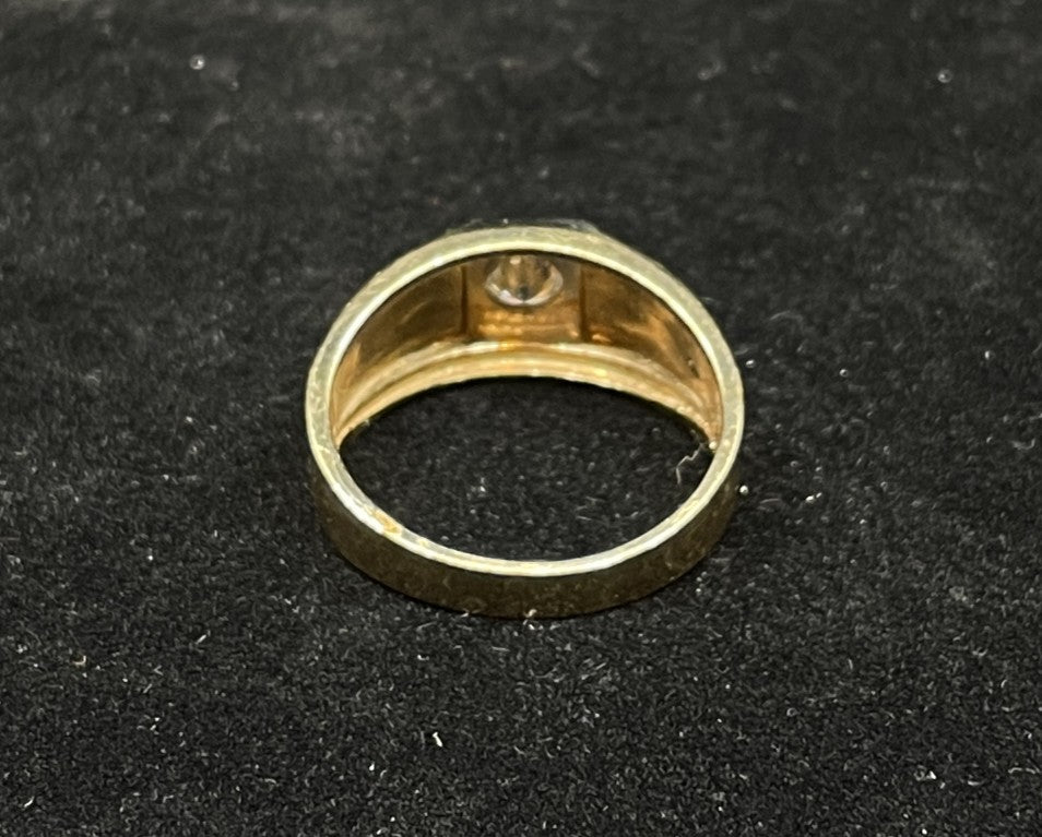 Men's 10k and .75ct Diamond Ring (0IM006)