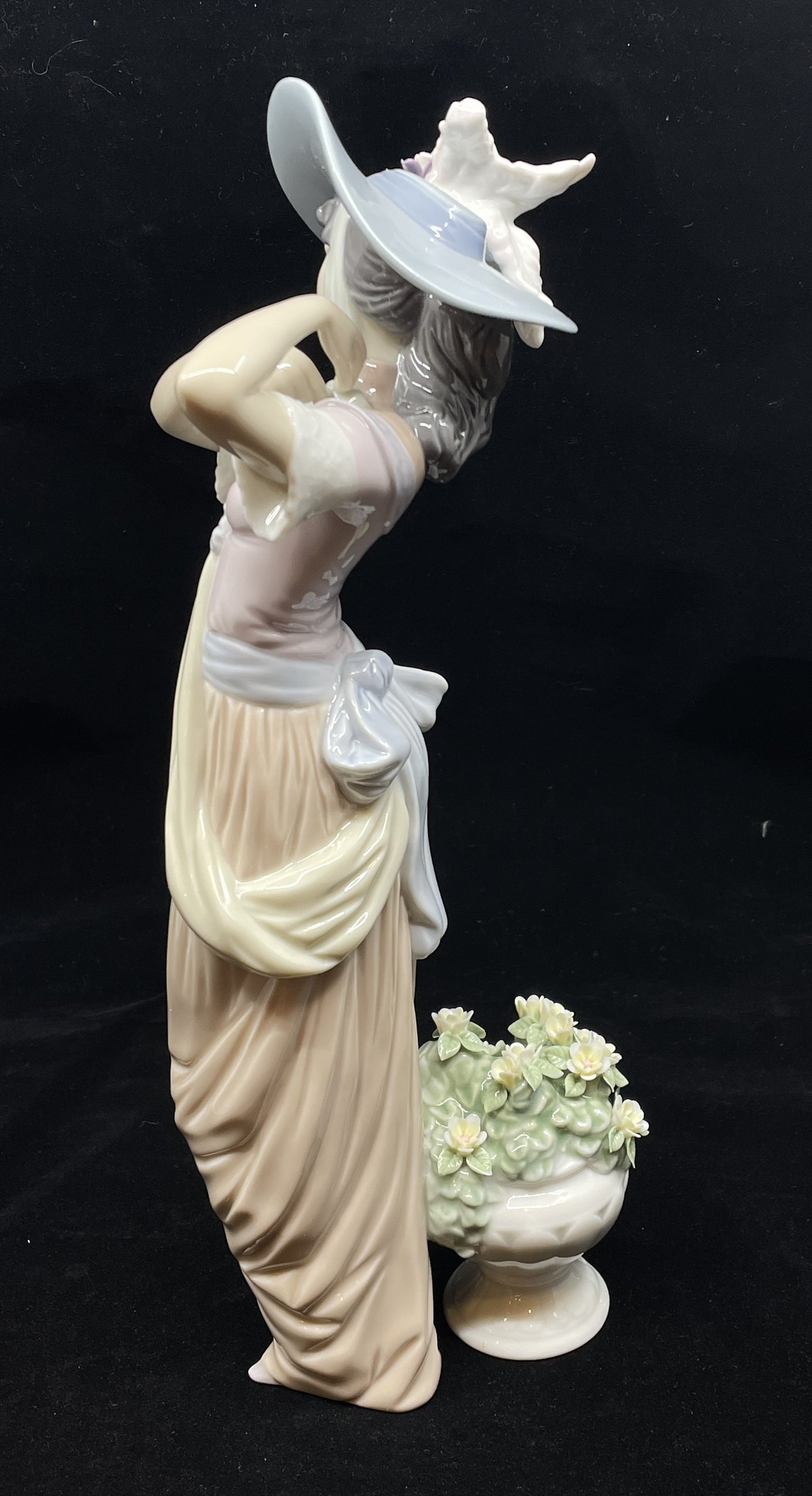 Lladro Paris in bloom (0IL004)