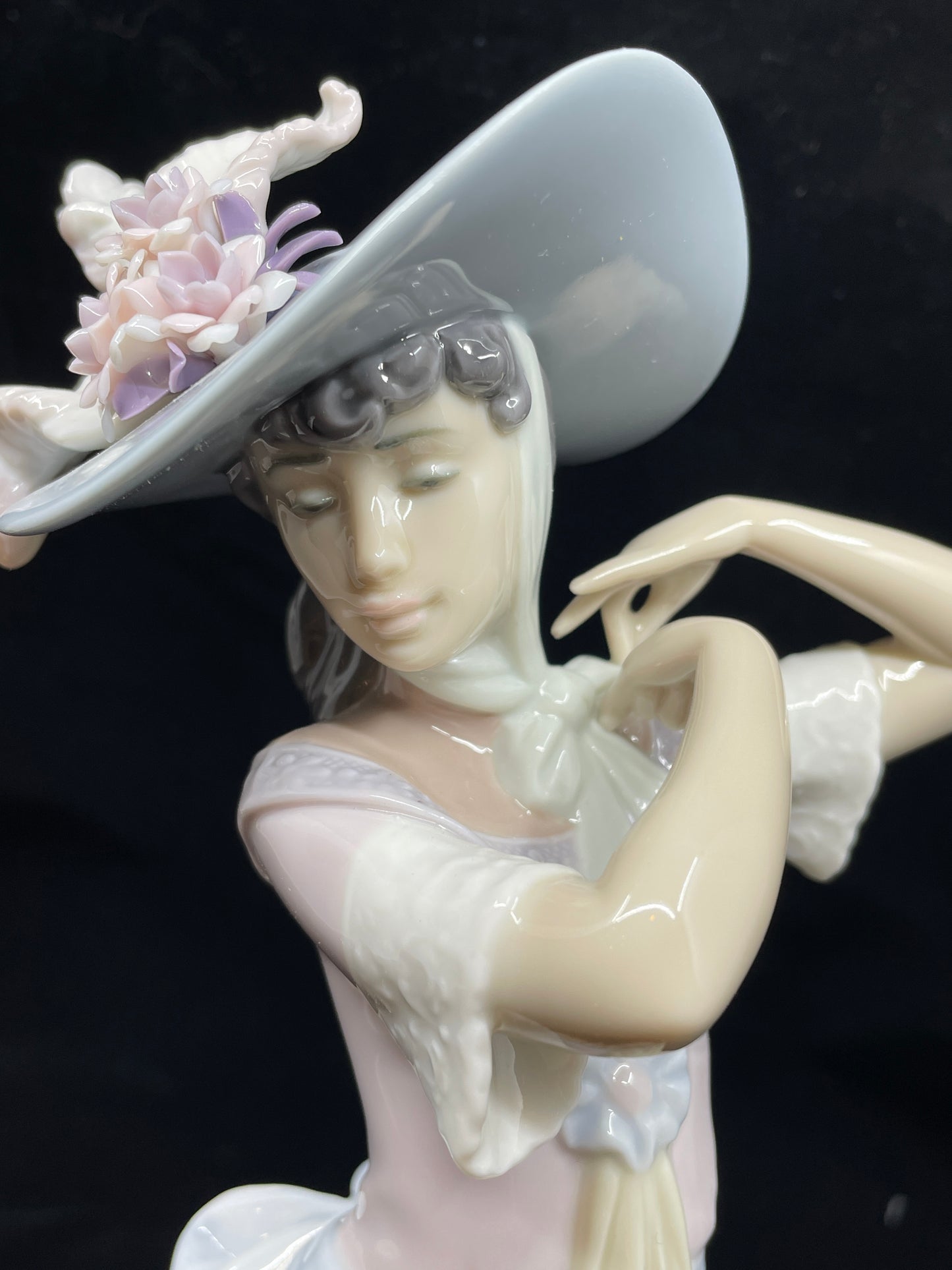 Lladro Paris in bloom (0IL004)