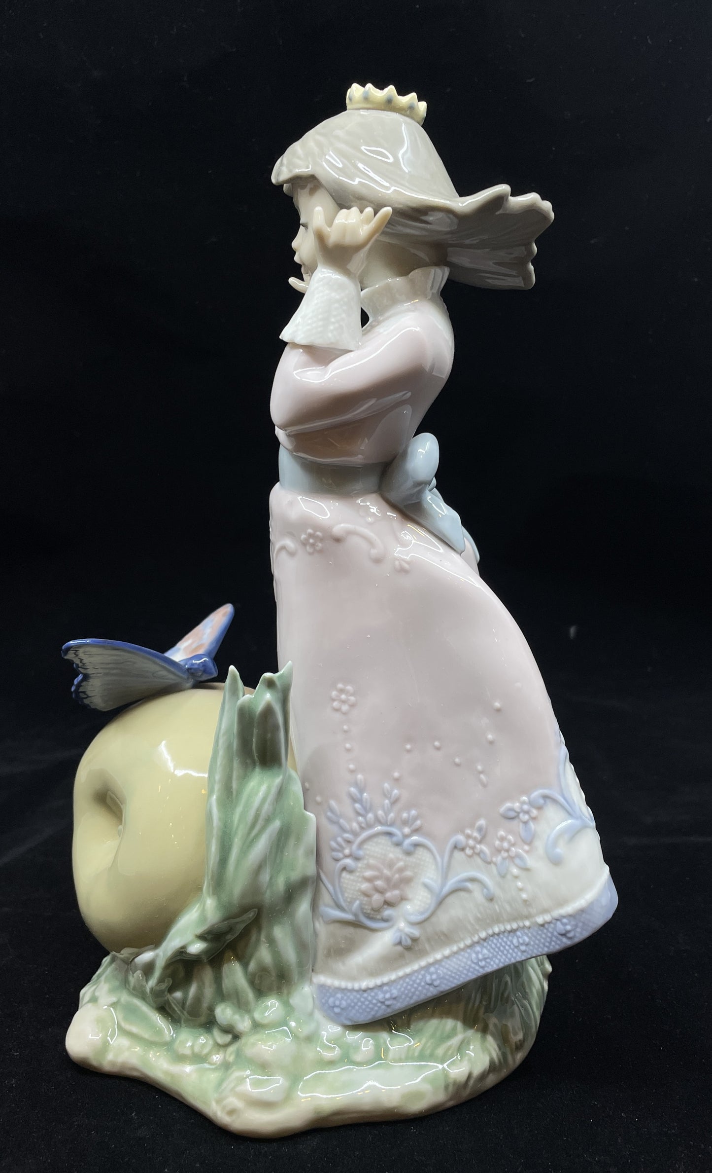 Lladro Land of Giants with Box (0IL003)