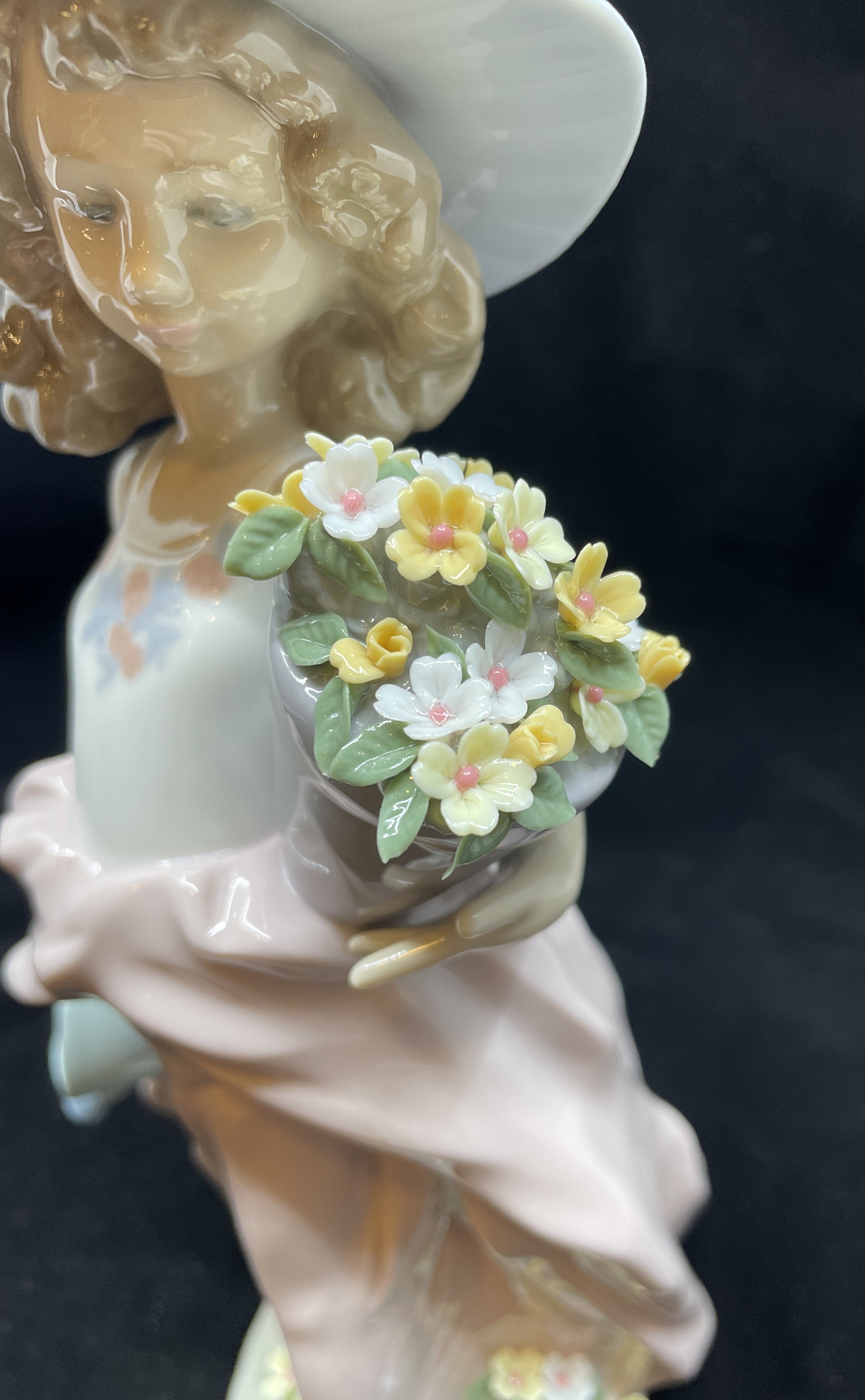 Lladro A Wish Come True #7676 with box (0IL00C) – The Perfect Thing