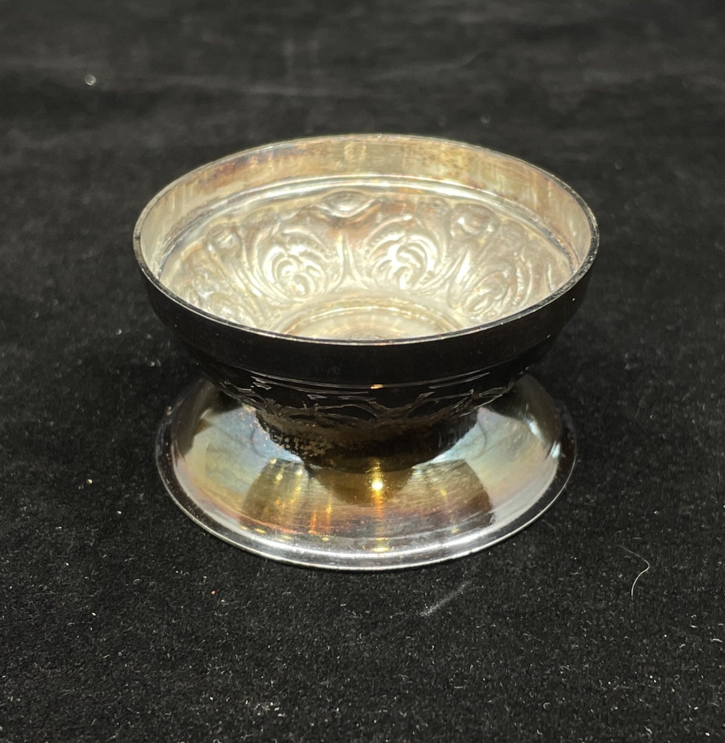 Waterford Egg #7 paperweight with box (0IL007)