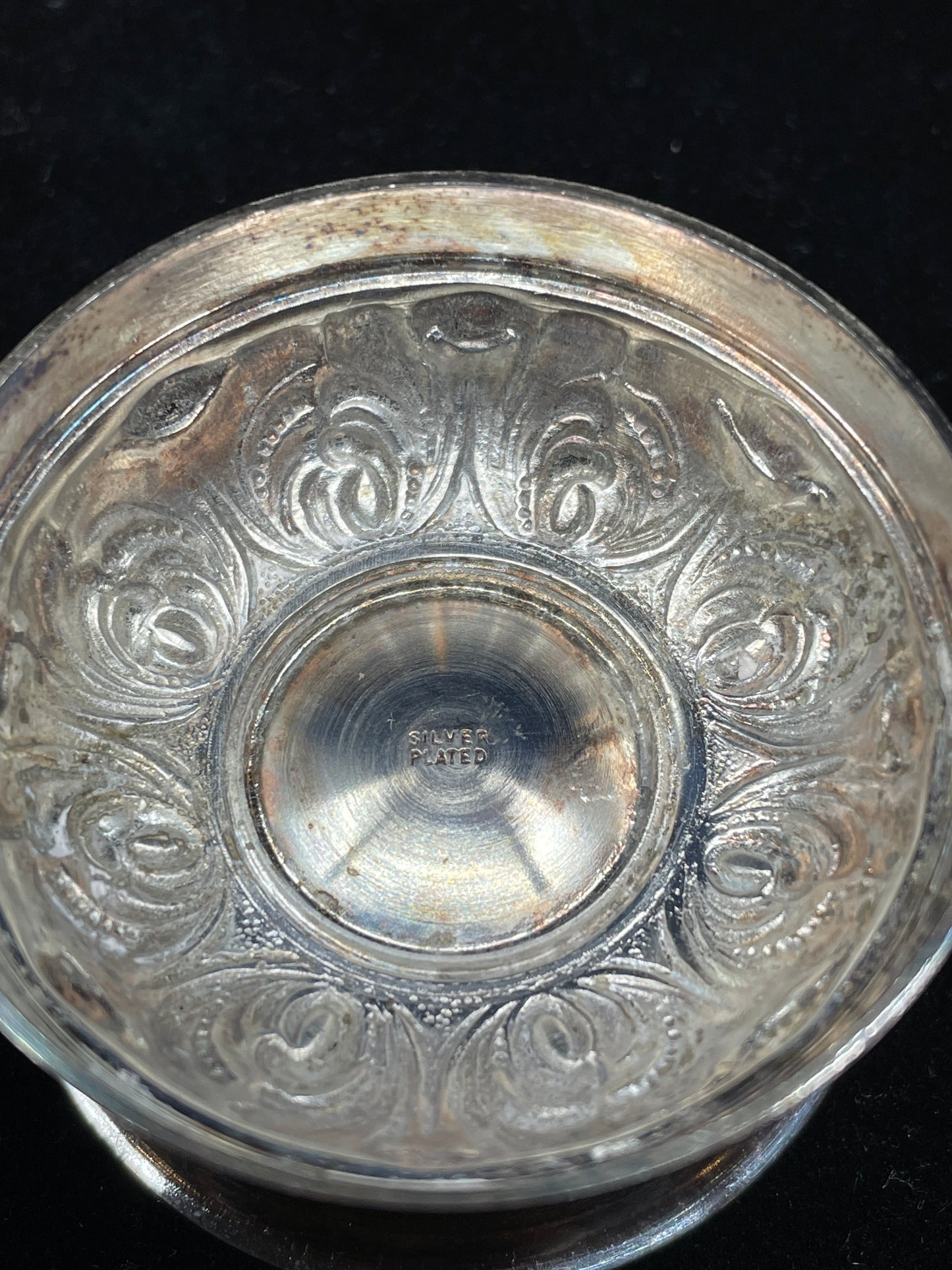 Waterford Egg #7 paperweight with box (0IL007)