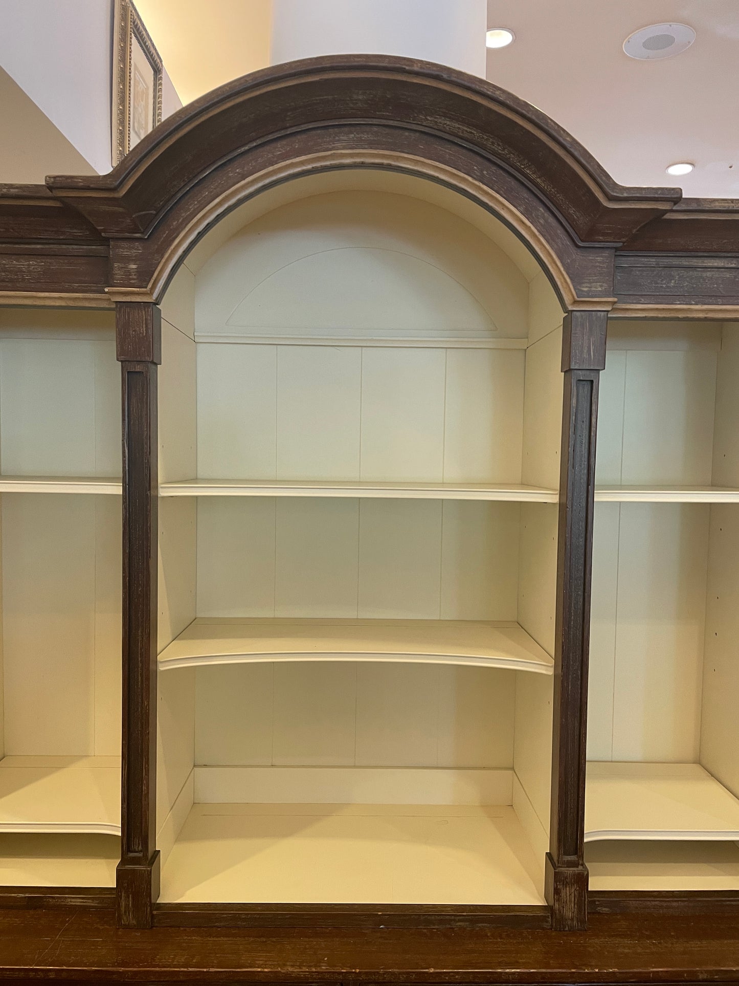 Harden Open Bookcase/Breakfront, Custom (01D01T)