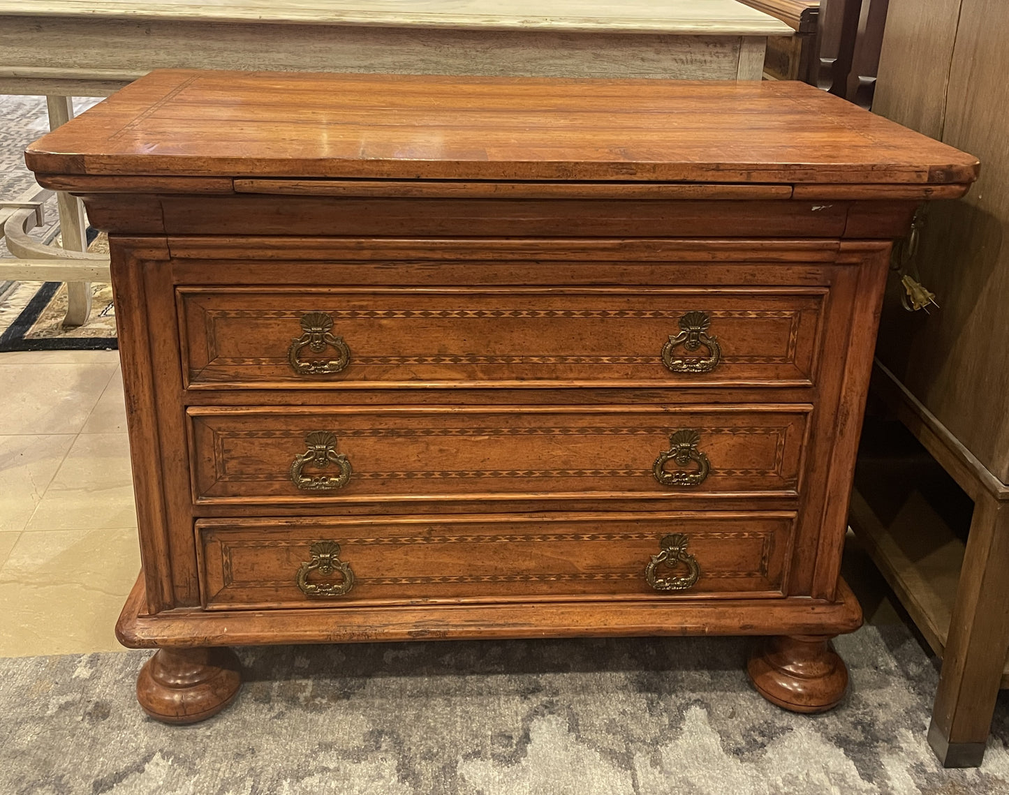 Bausman Chest of Drawers/Nightstand (0HP00S)