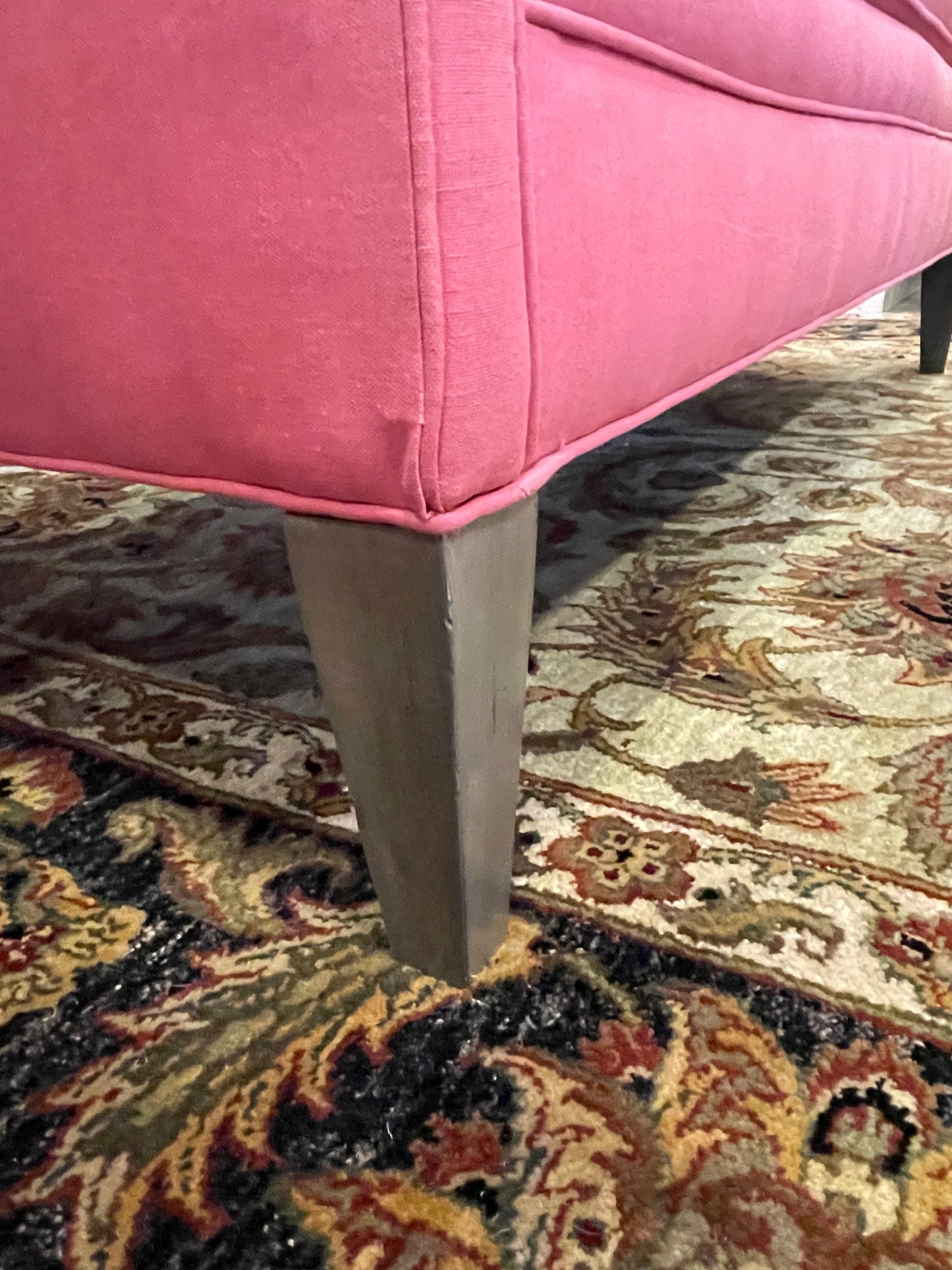 Toms Price Pink Settee (0A5003)