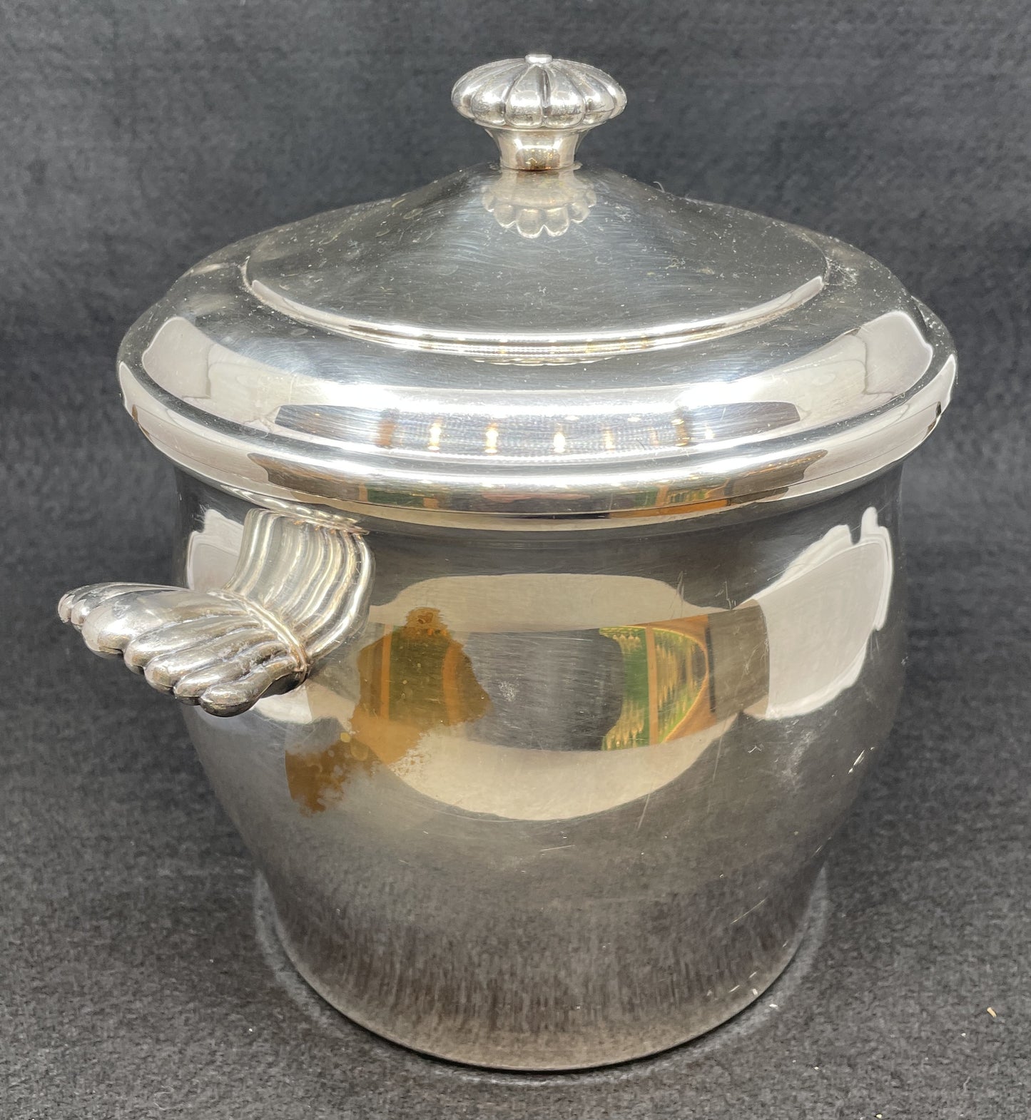Rogers Bros Silverplate Ice Bucket (0JL01E)