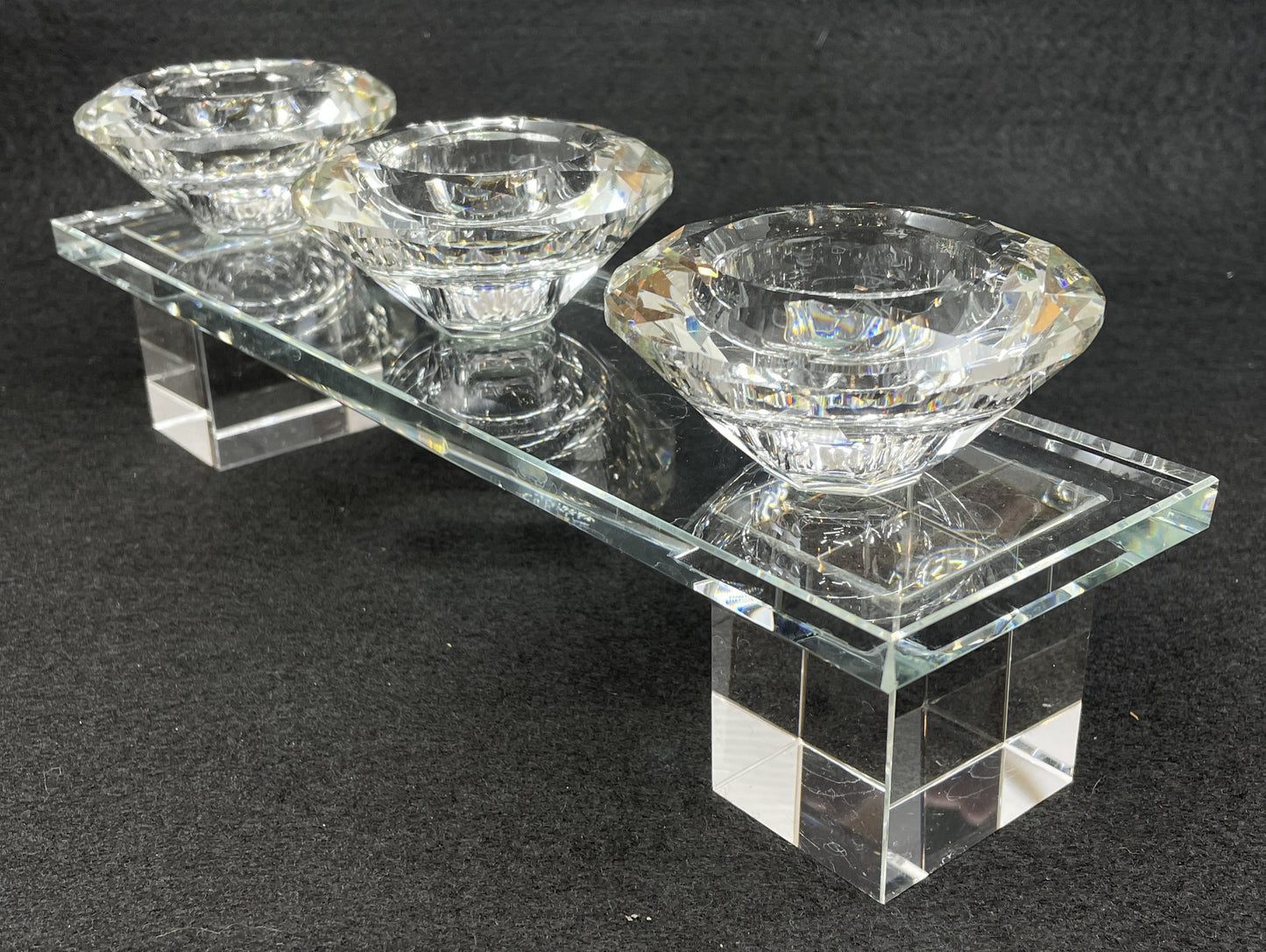 Crystal Diamond Trio Candlestick (0JL01F)
