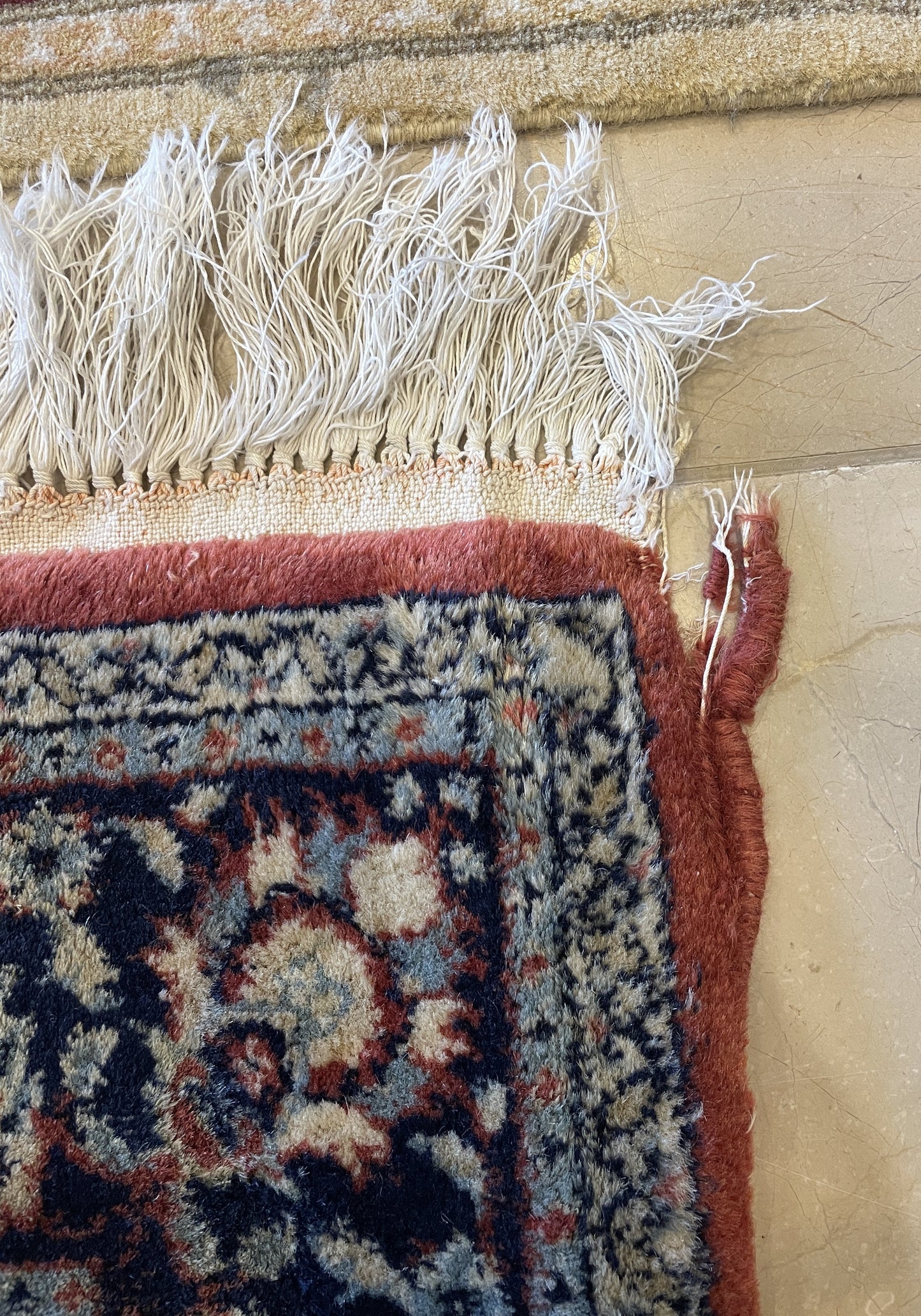 Hand Knotted Caucasian Rug, 4.5x8 (0IS001)