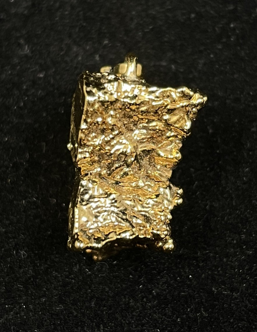 Gold dipped Amethyst Pendant (0HO017)