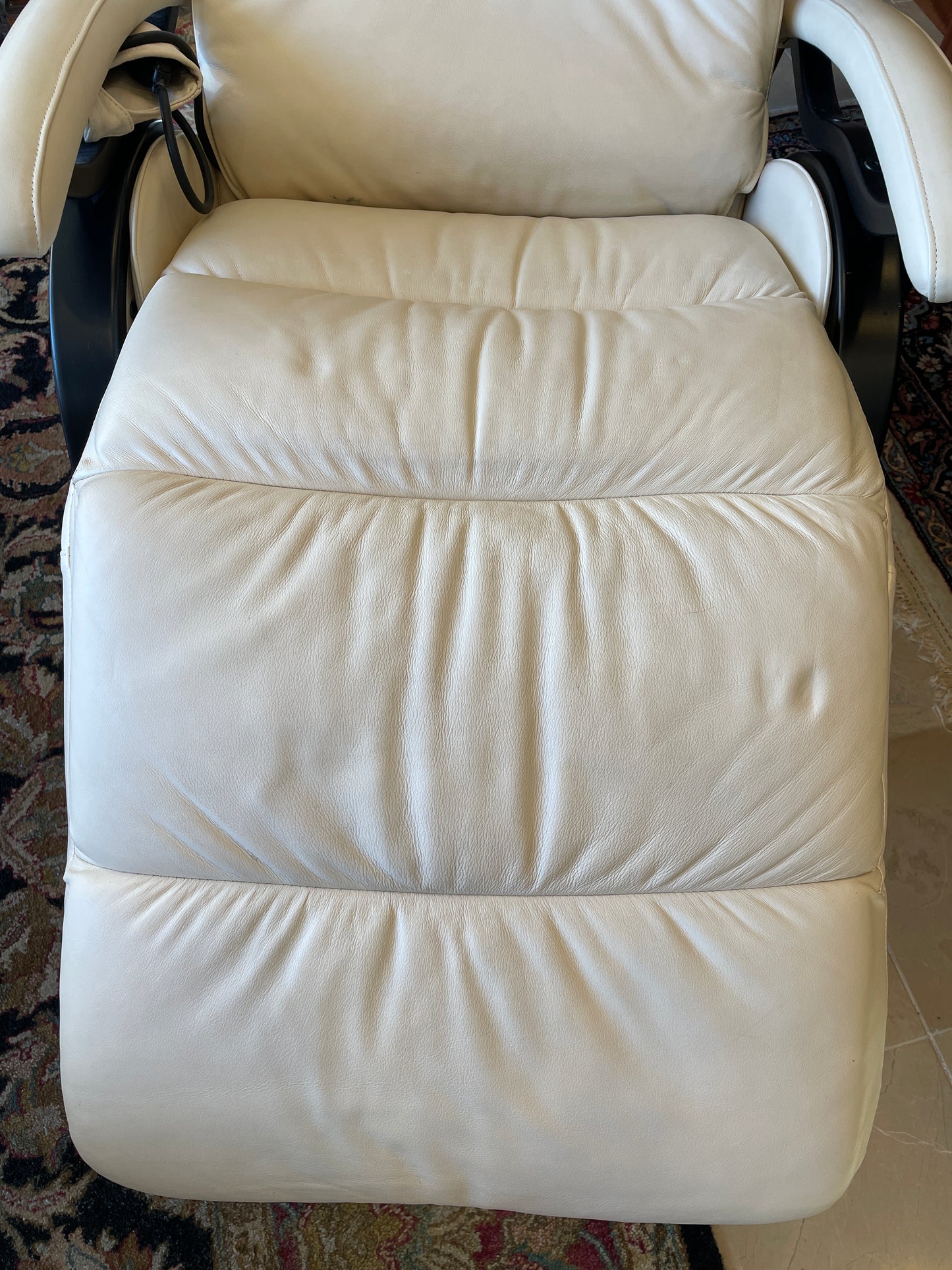 Zero Gravity Leather Recliner (0AG00M)