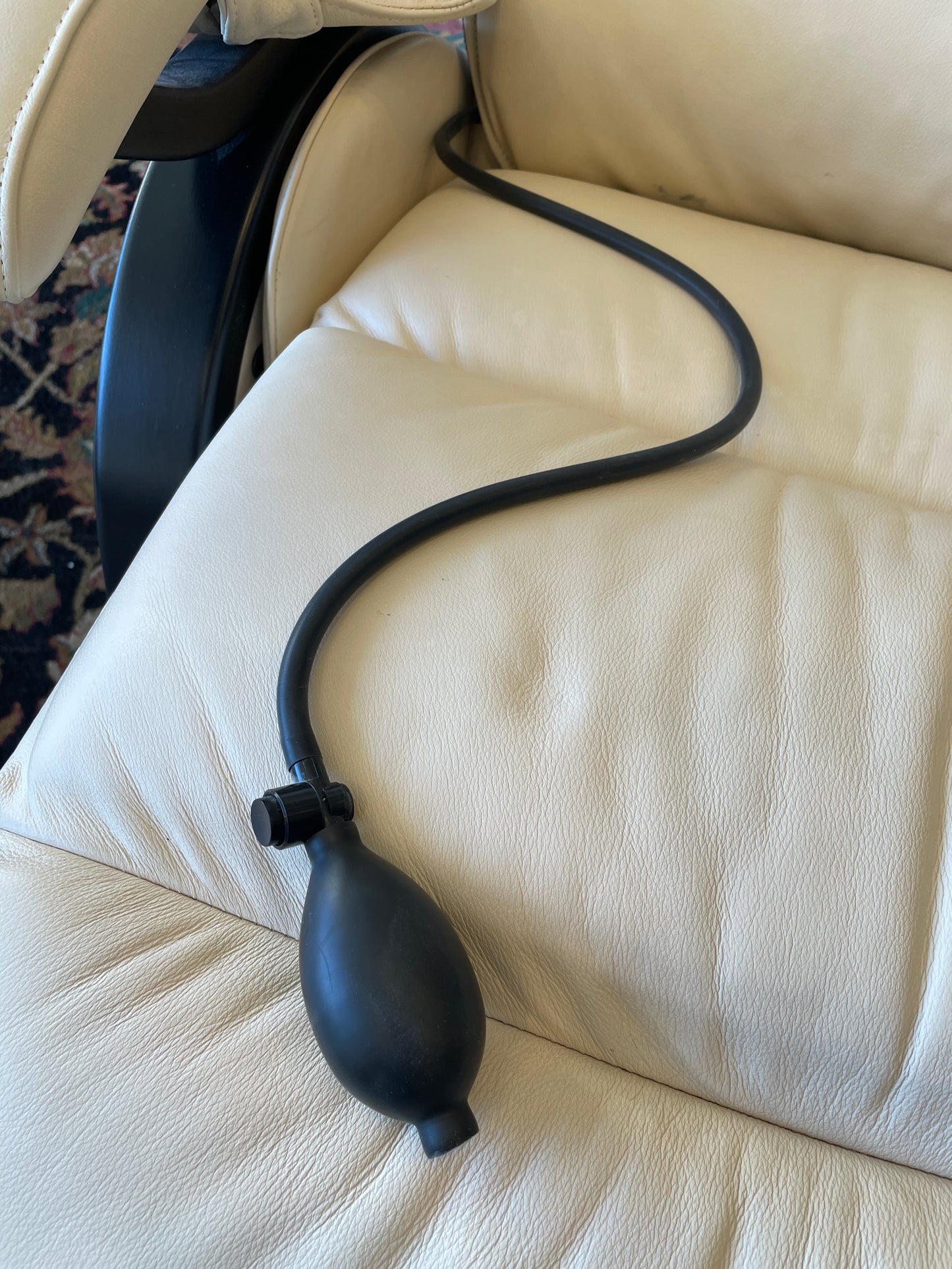 Zero Gravity Leather Recliner (0AG00M)