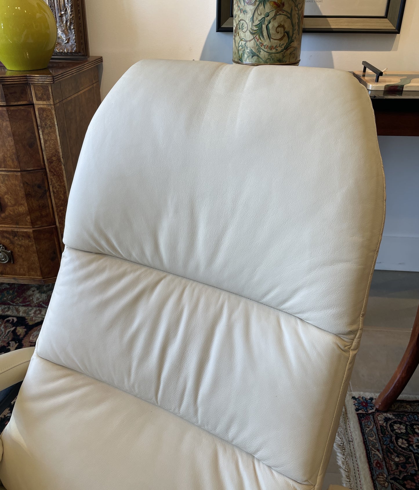 Zero Gravity Leather Recliner (0AG00M)