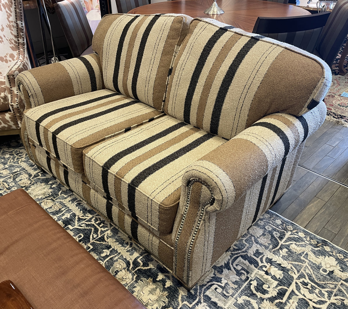 Craftmaster Striped Loveseat (0NX00R)