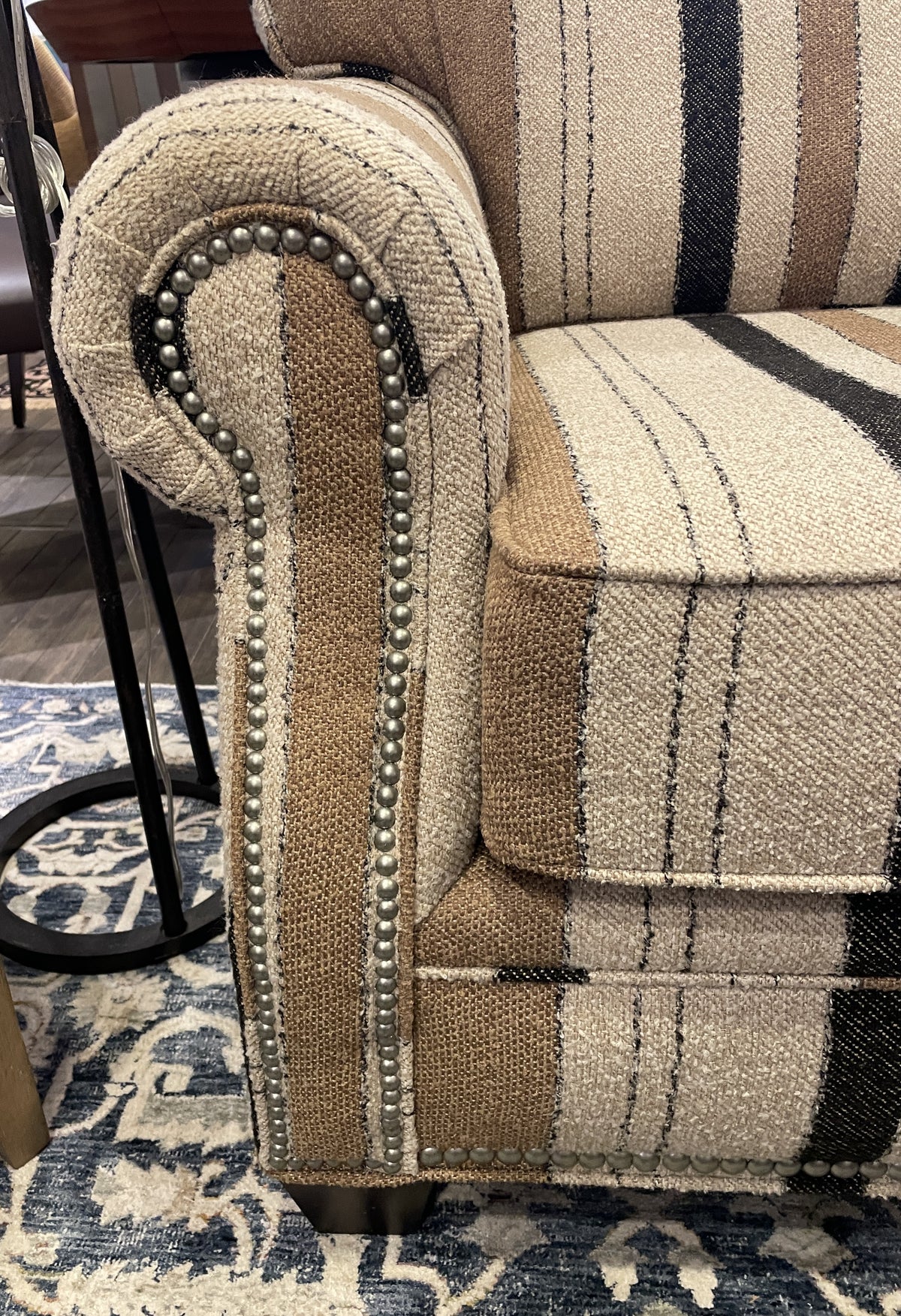 Craftmaster Striped Loveseat (0NX00R)