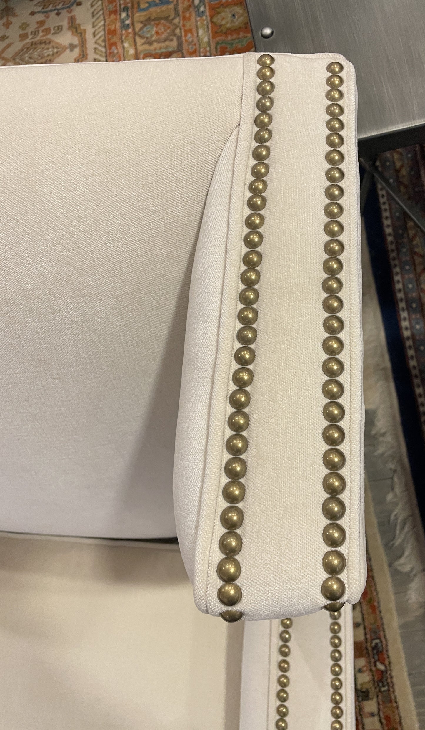 Mitchell Gold White chair with tacks (0IV01A)