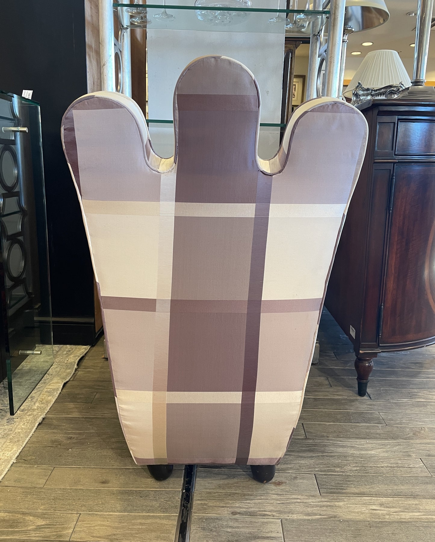 Purple Plaid Three Prong Vanity Chair (0AG00D)