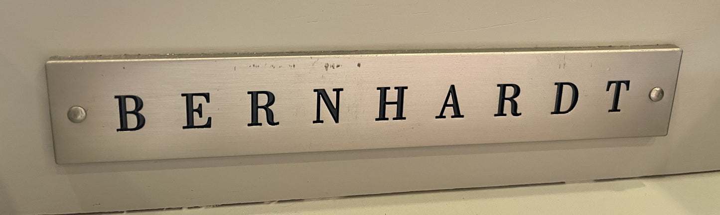 Bernhardt "Saba" Grasscloth Nightstands, a pair (0IV00J)