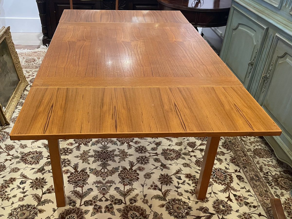 Mid Century Teak Extension Game Table (0QG006)