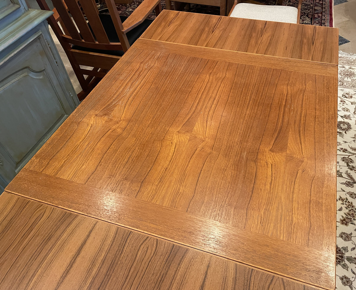 Mid Century Teak Extension Game Table (0QG006)
