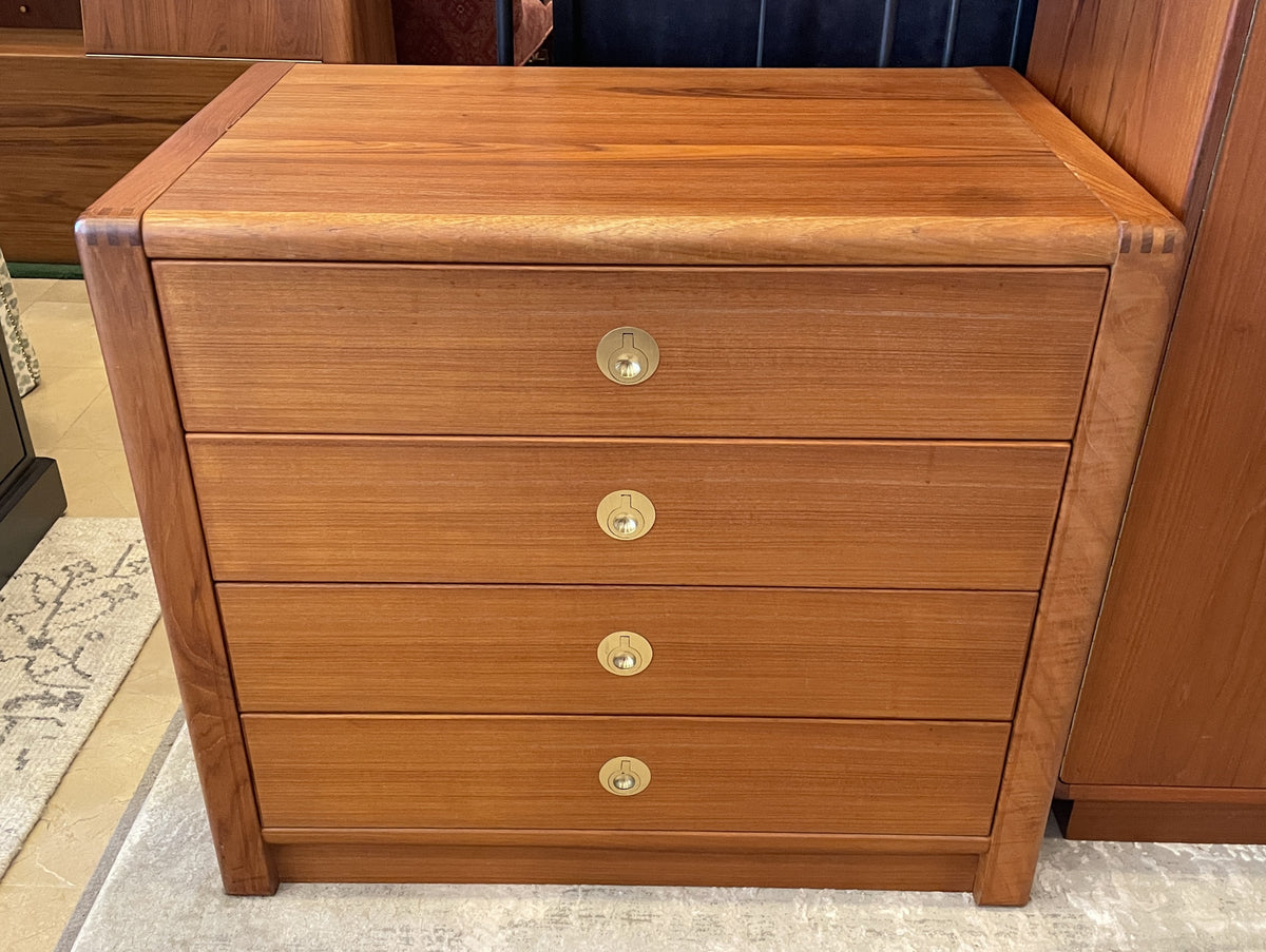 D-Scan Captain Line Dresser, AS IS (0QG001)