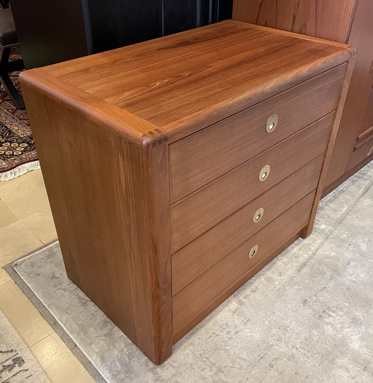 D-Scan Captain Line Dresser, AS IS (0QG001)