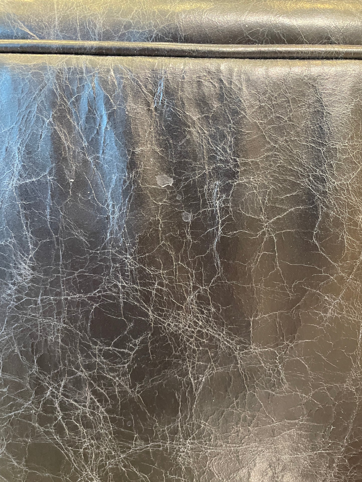 Black Leather Hassock Ottoman, AS IS (0IV013)