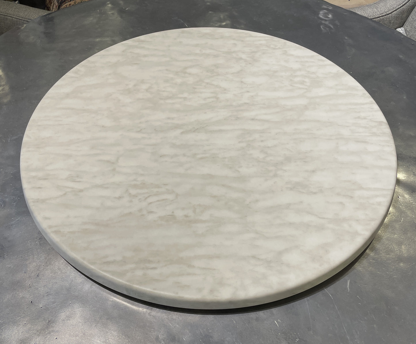 Active Annie Lazy Susan in Faux Marble Finish, 32" (0IV001)