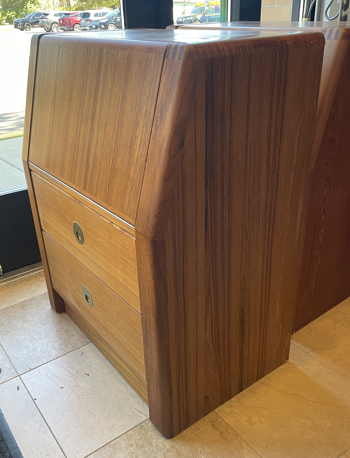 D-Scan Captain Line Nightstands, Pair, AS IS (0QG004)