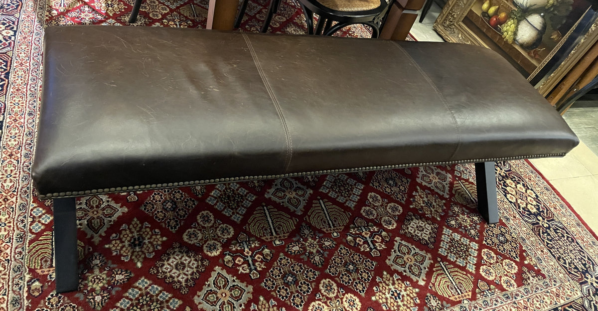 Camden Leather Bench with Tacks (0NX00M)