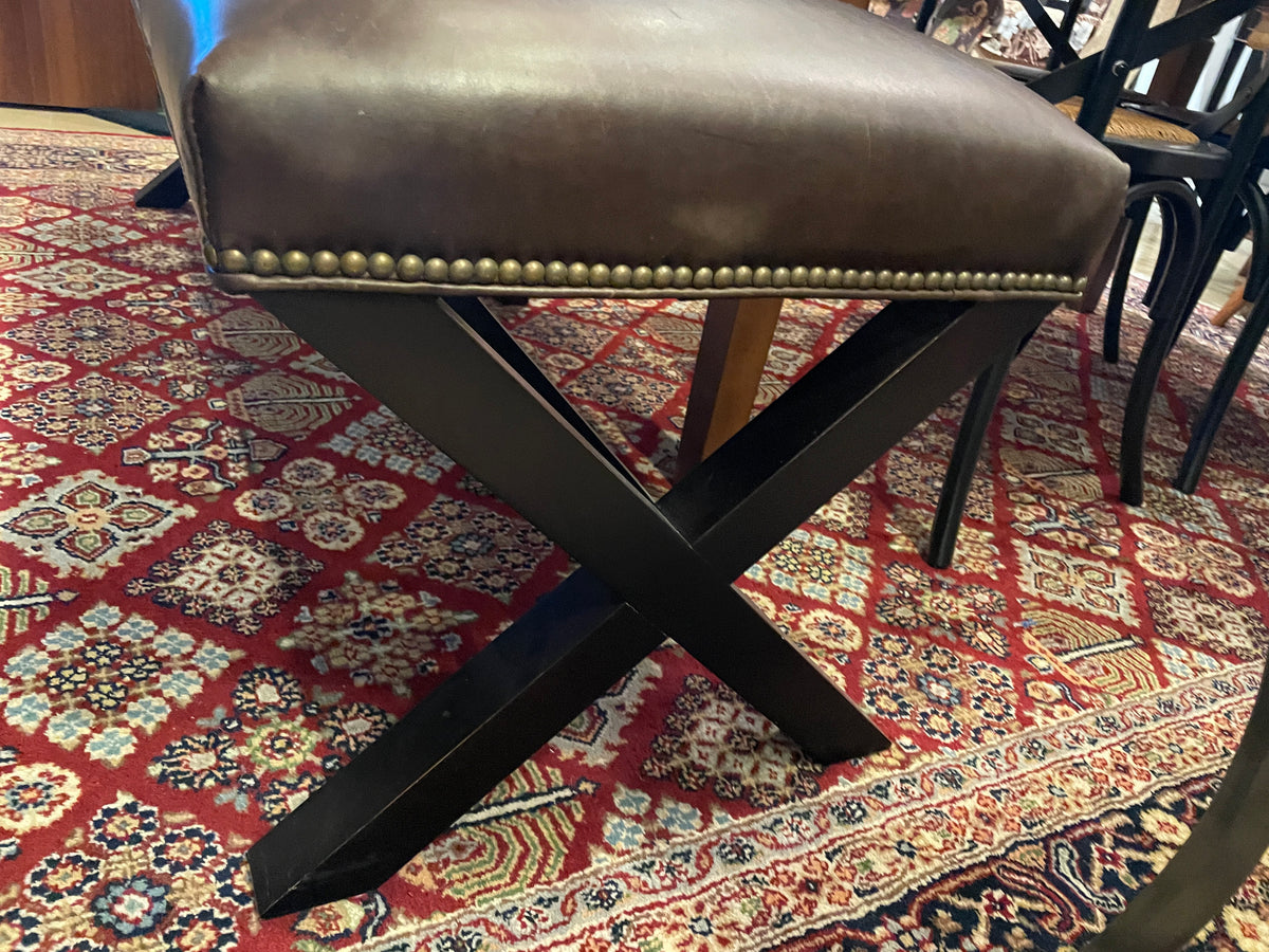 Camden Leather Bench with Tacks (0NX00M)
