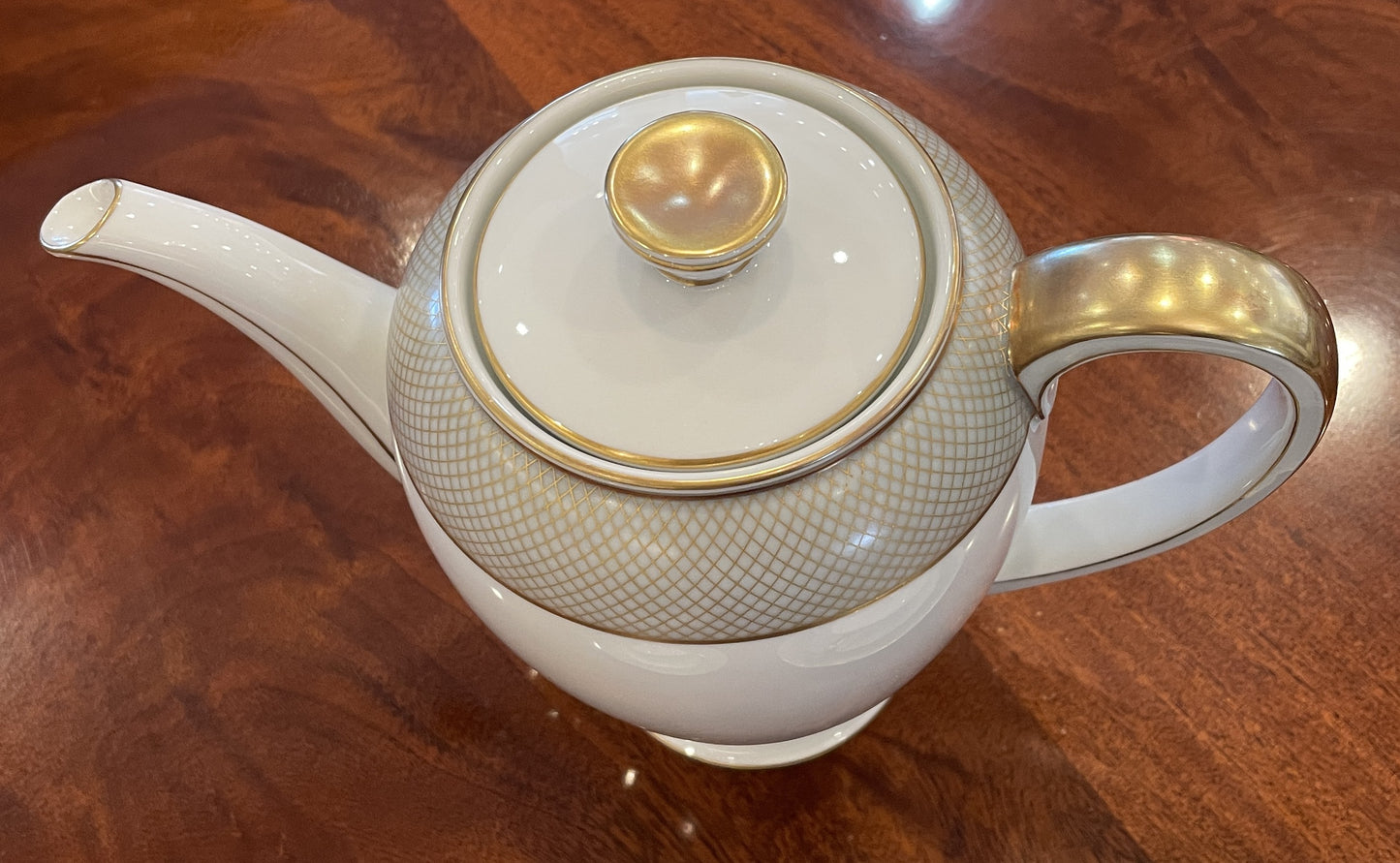 Rosenthal Gray Grail Coffee Pot (0DW01I)
