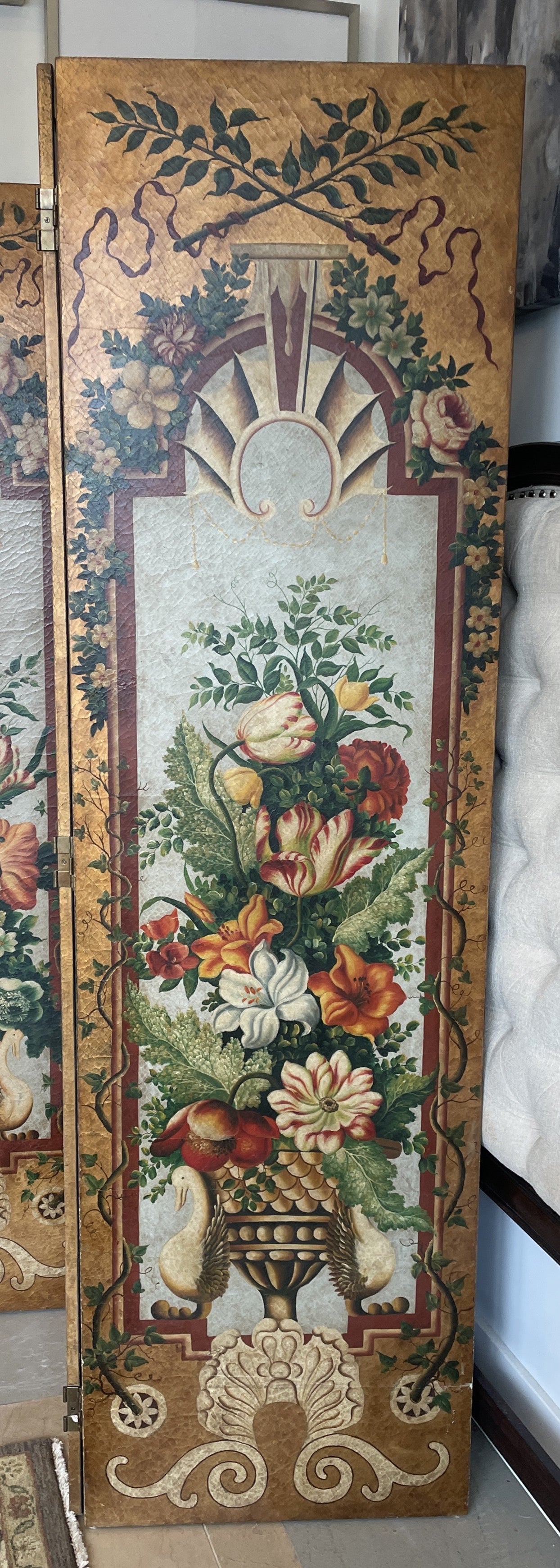 Italianate Floral Room Divider (0MG004)