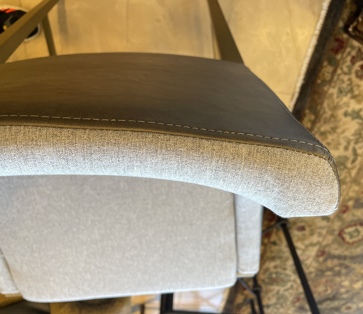 Vig Fairview Counter Height Barstool, New in Box (0QE001)