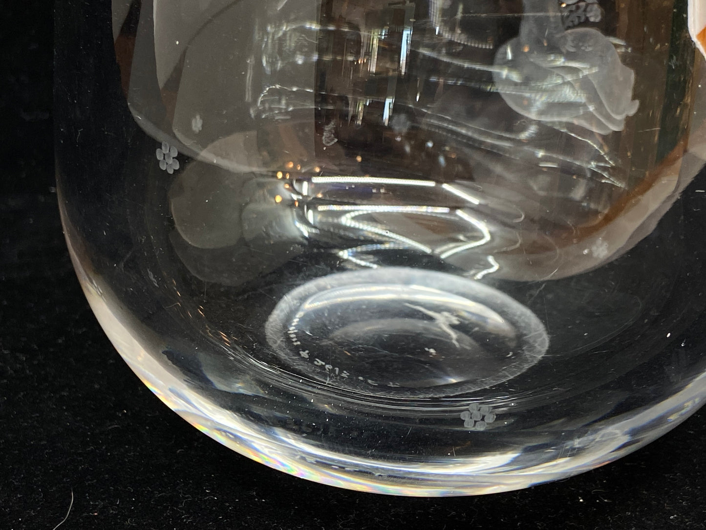 Orrefors Girl with Flowers Crystal Vase (VTUVYA)