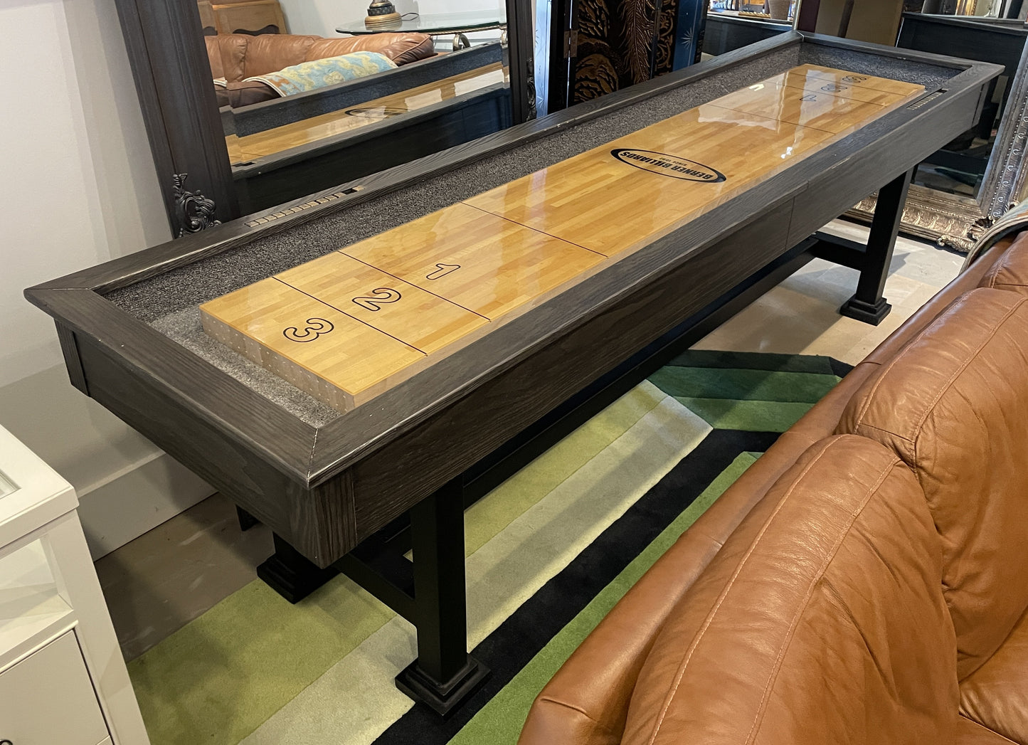 Berner Billiards Shuffleboard Table with accessories (0MT003)