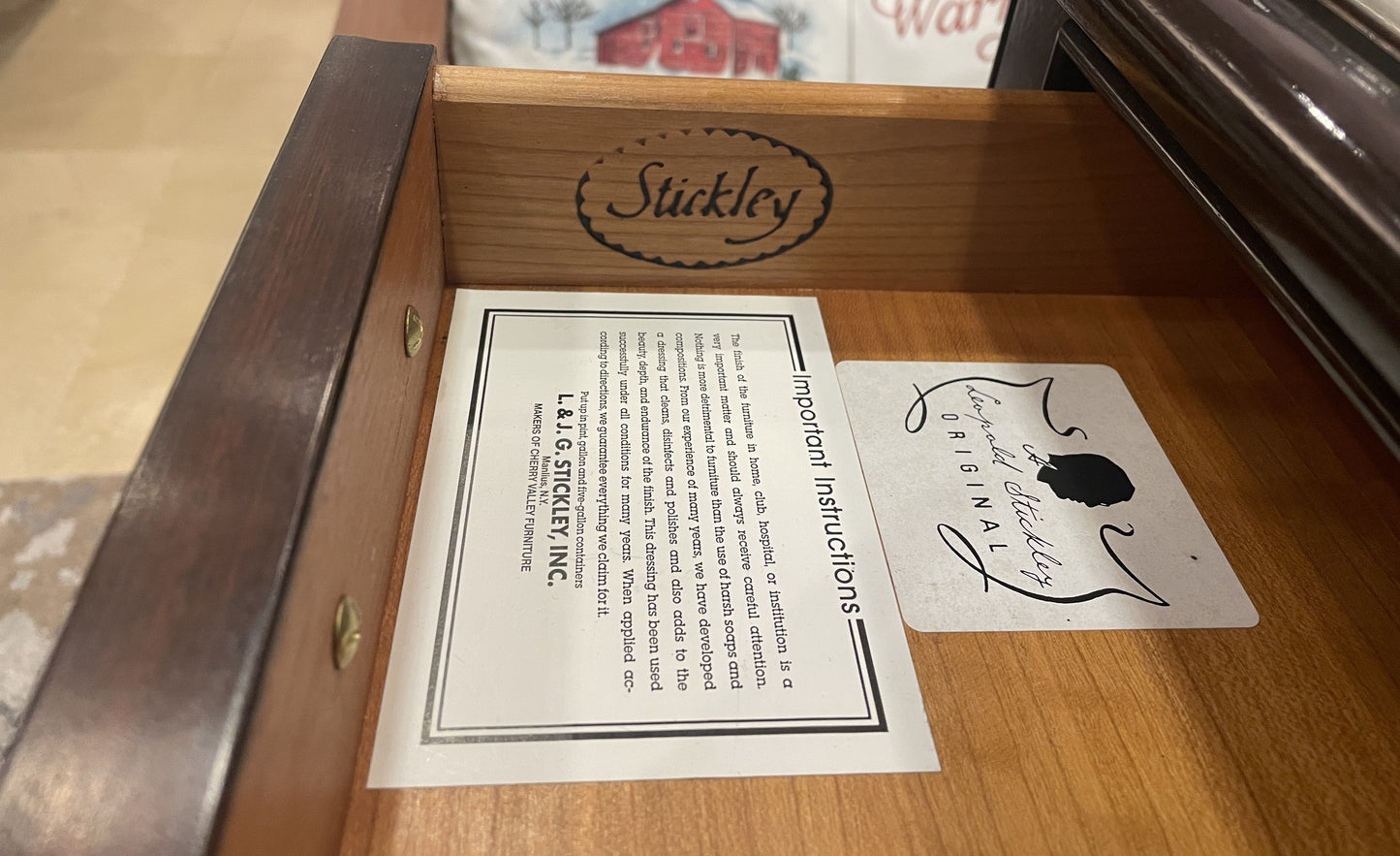 Stickley Sheraton Two Drawer Console, AS IS (0IW002)