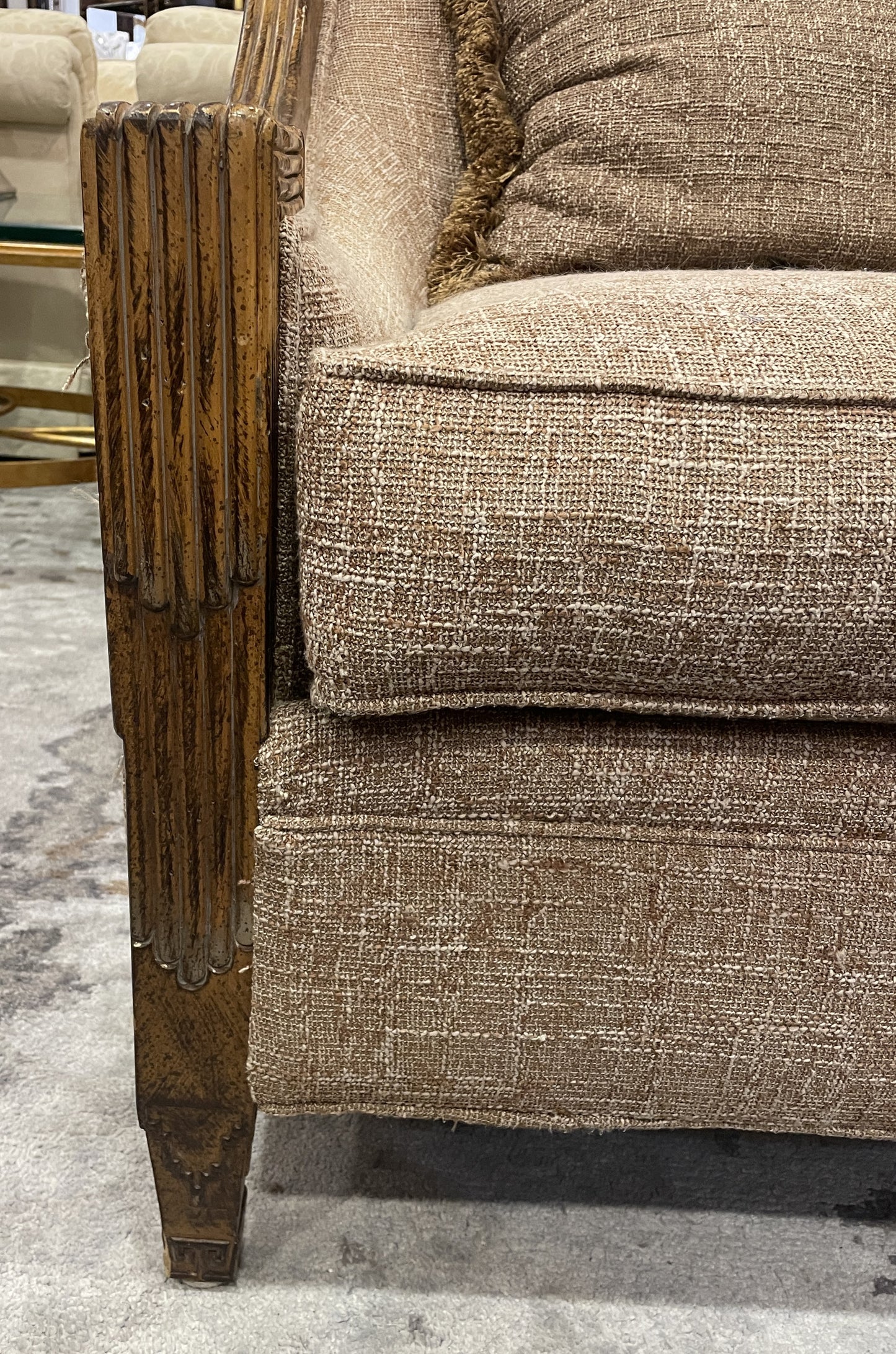 Tuscan Style Occassional Chair in Taupe (0IW004)